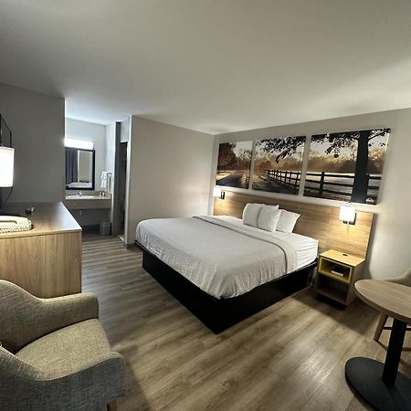 Days Inn By Wyndham Adel I-75 Extérieur photo