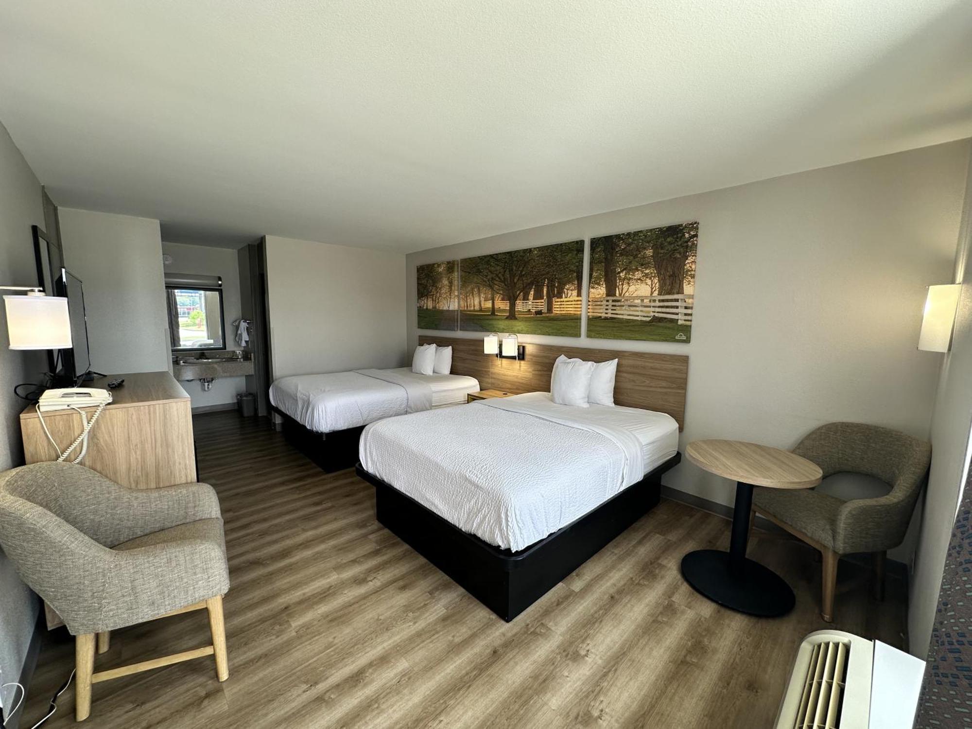 Days Inn By Wyndham Adel I-75 Extérieur photo