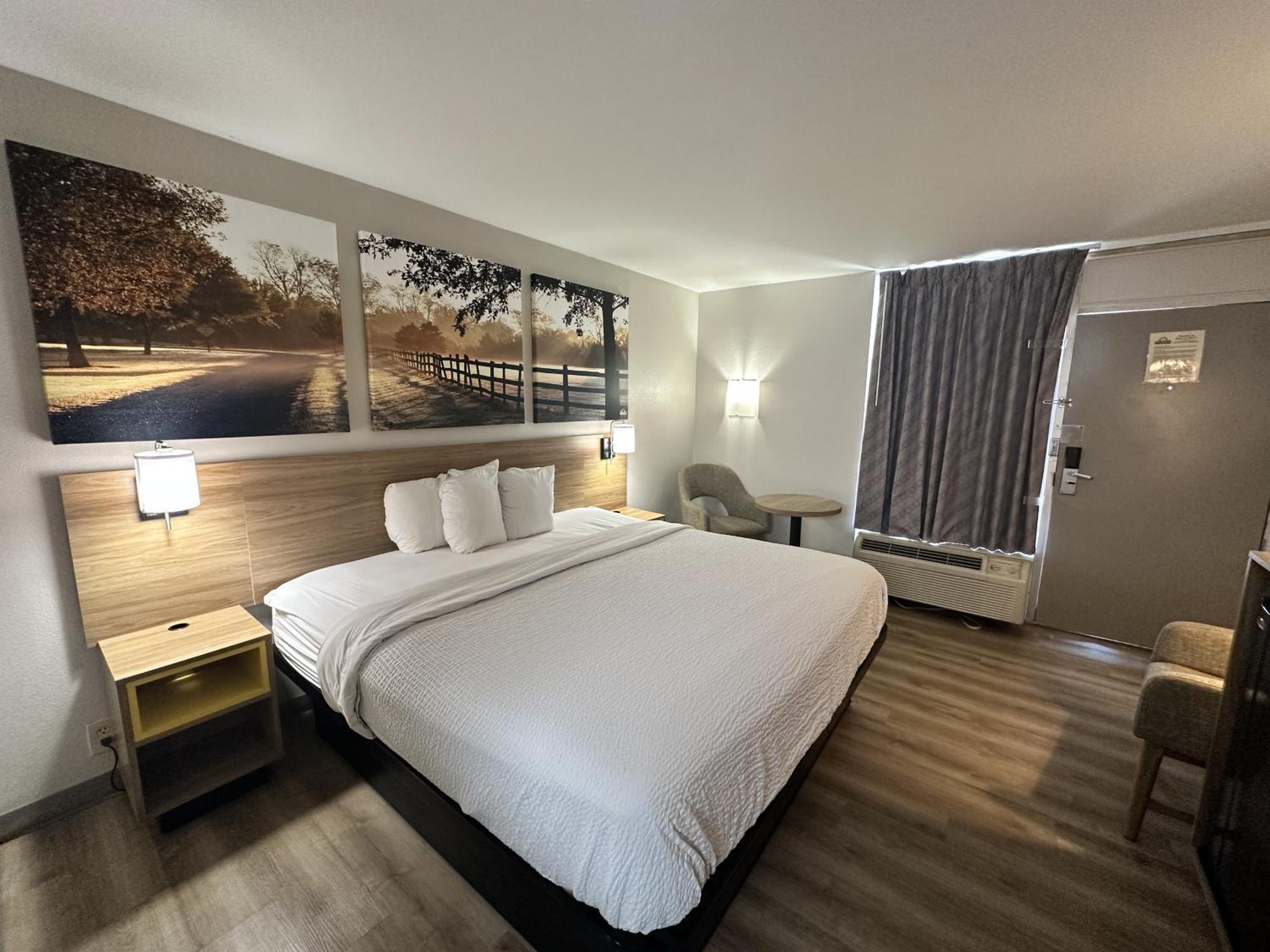 Days Inn By Wyndham Adel I-75 Extérieur photo