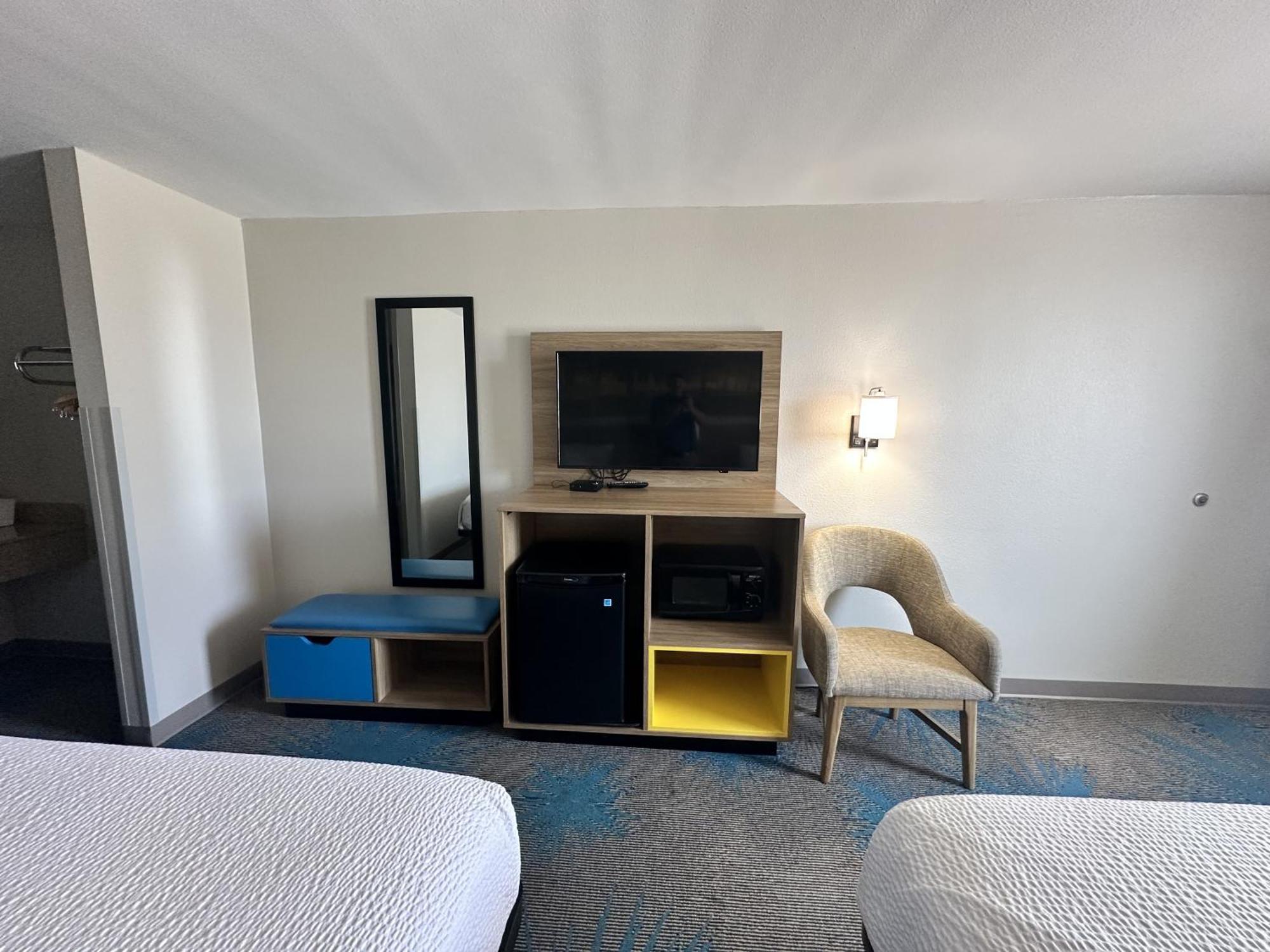Days Inn By Wyndham Adel I-75 Extérieur photo